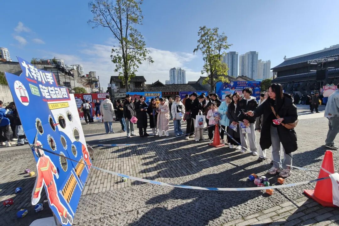 安顺消防科普“嘉年华”趣味开锣_全民沉浸-FZ10021387514.jpg