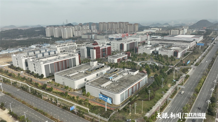 中国电信云计算贵州信息园。潘德玉 摄.jpg