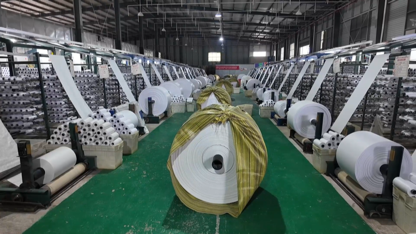 （新春走基层）经开区光大塑业&nbsp; 全力冲刺-FZ10021722914.jpg