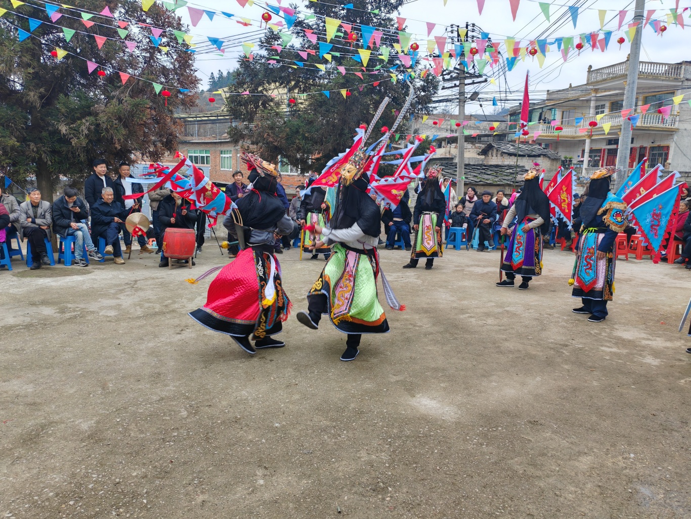 张家井村：重拾地戏老技艺 唱响乡村幸福年-FZ10021722634.jpg
