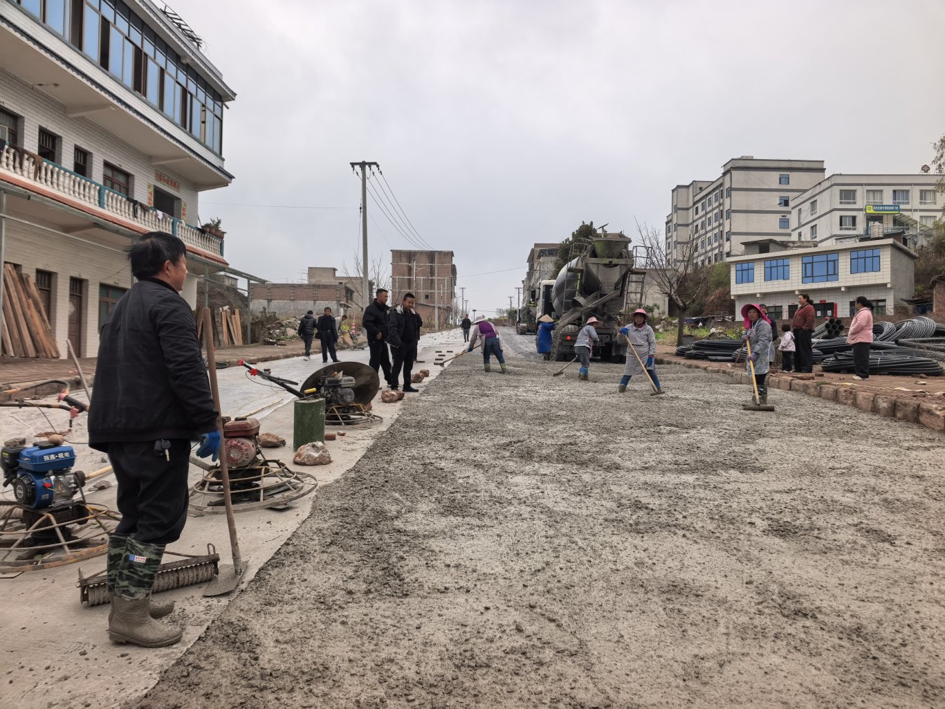 马场镇:以基础设施“小改造” 换群众生活-FZ10021849846.jpg